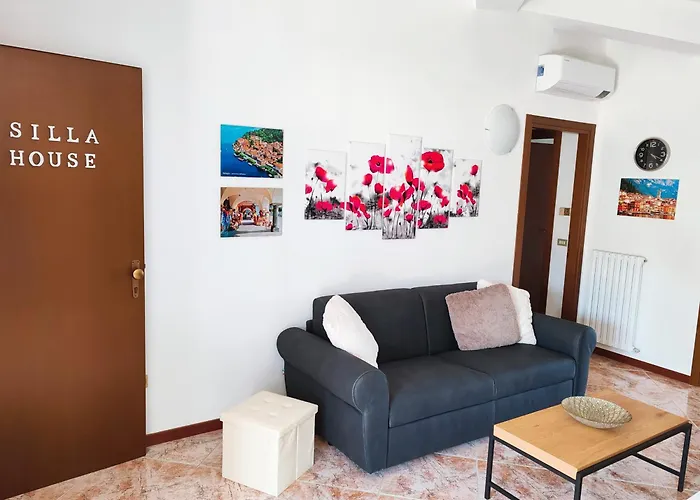 Silla House - A Due Passi Dal Lago